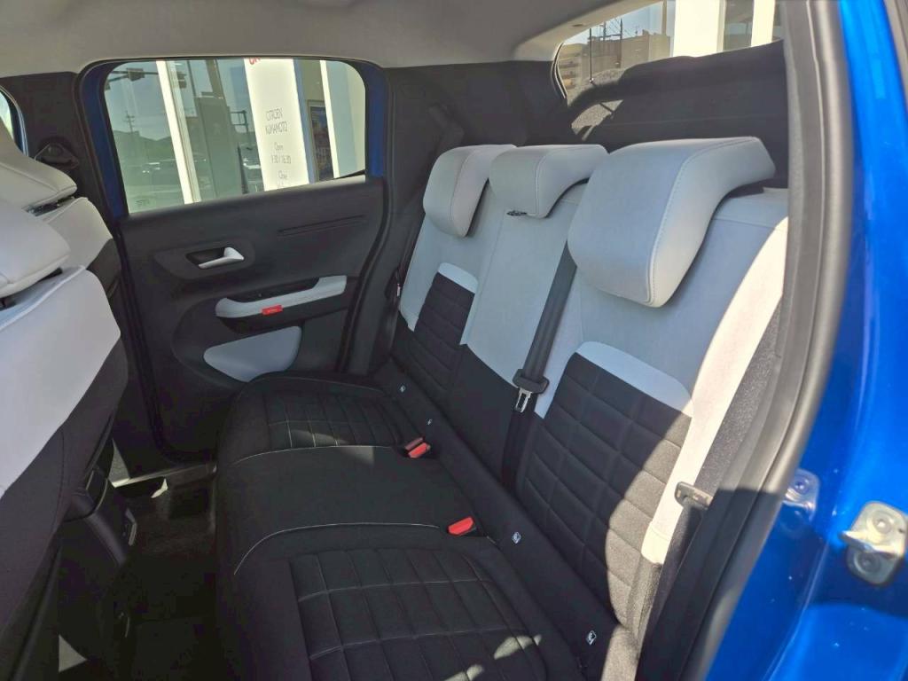 新型C3がやってきます　インテリア