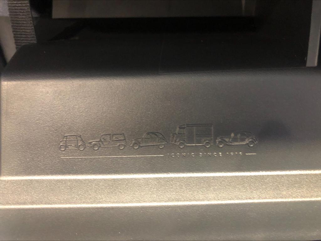 新型C3　インテリア🚗
