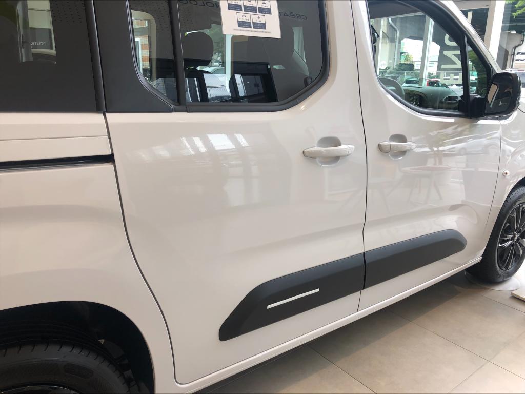 シトロエンのエアバンプ🚗　エクステリア