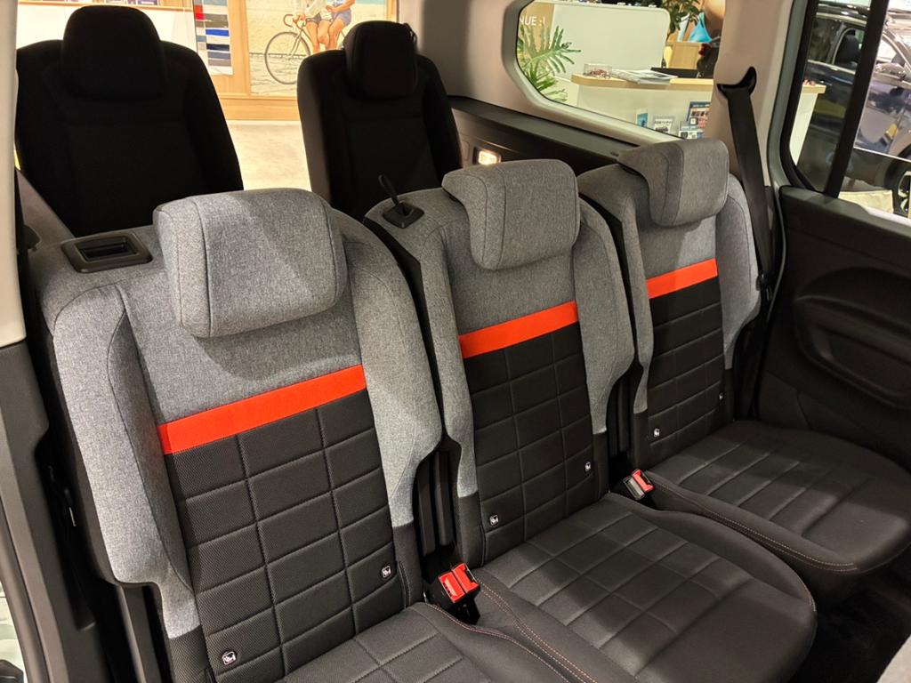 BERLINGO　XTRPACK　展示中　インテリア🚗パート2