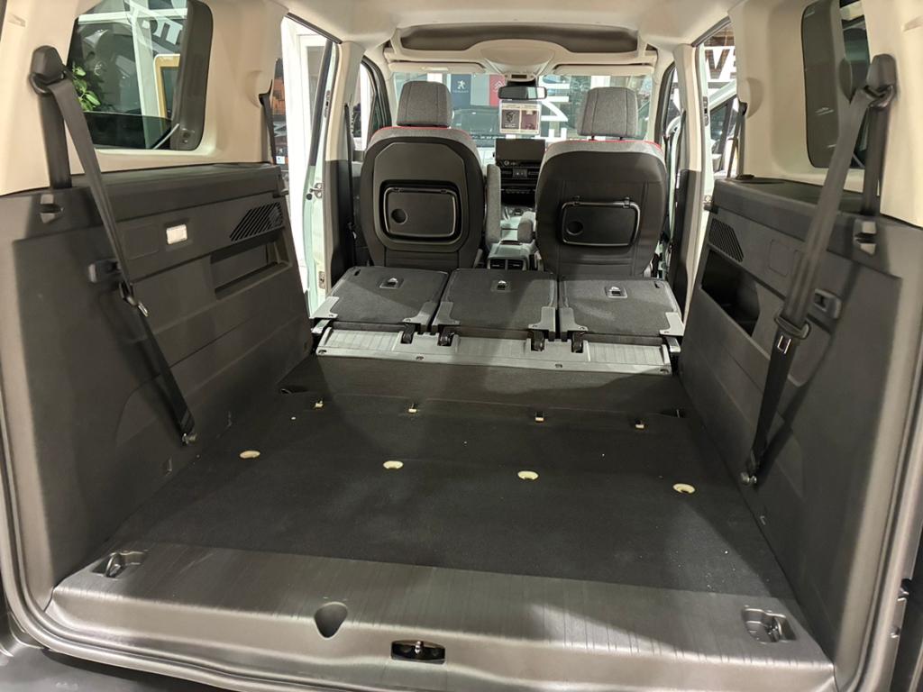 BERLINGO　XTRPACK　展示中　インテリア🚗パート2